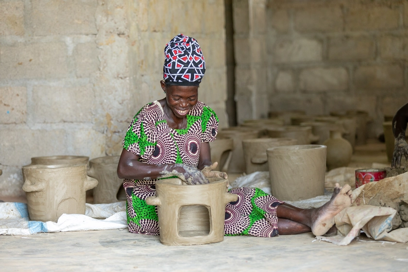 Gifts that grow | Fuel-efficient stove | Tree Aid