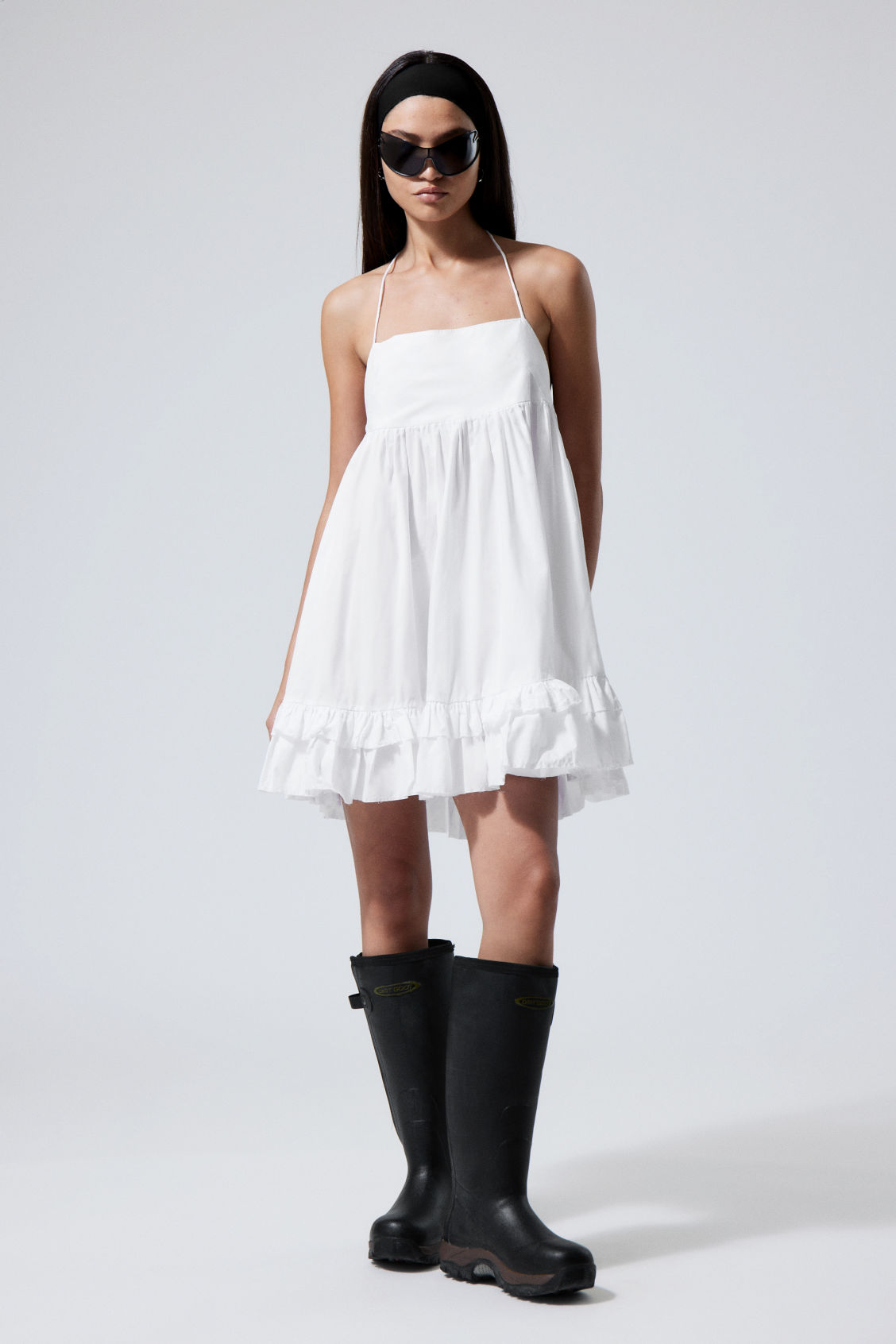 Mini Poplin Strap Dress - White - Weekday NL