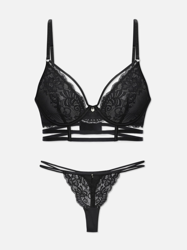 Ensemble soutien-gorge et string en dentelle