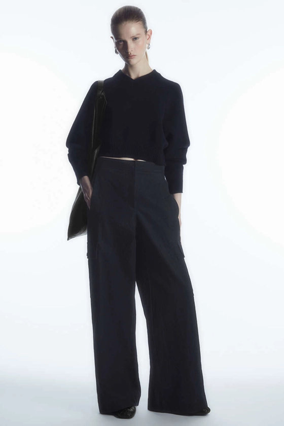 WIDE-LEG CARGO TROUSERS - NAVY - COS