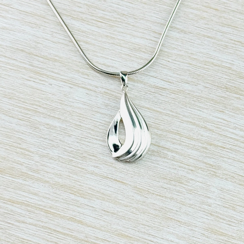 Brushed Silver Fluted Pendant by JB Designs.