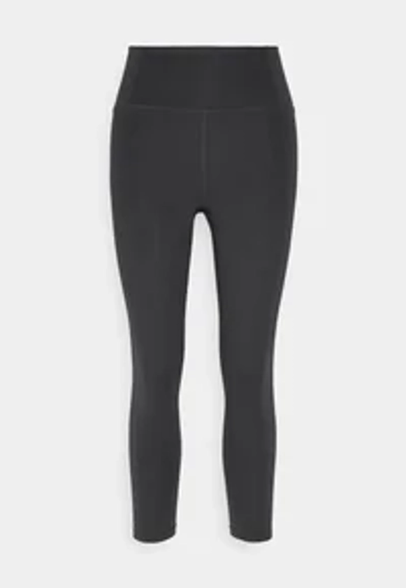 Girlfriend Collective COMPRESSIVE HIGH RISE LEGGING 7/8 - Leggings - black - Zalando.co.uk