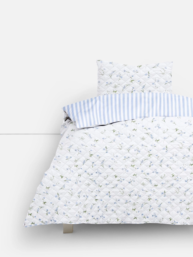 Parure de lit simple en pinsonic à petites fleurs