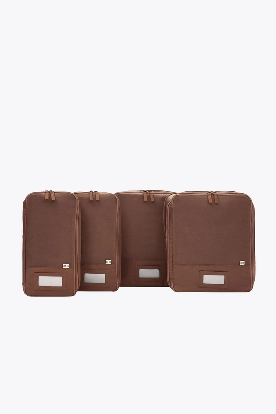 BÉIS 'The Compression Packing Cube Set' in Maple - Brown 4-Piece Set Of Packing Cubes For Carry-On Bag