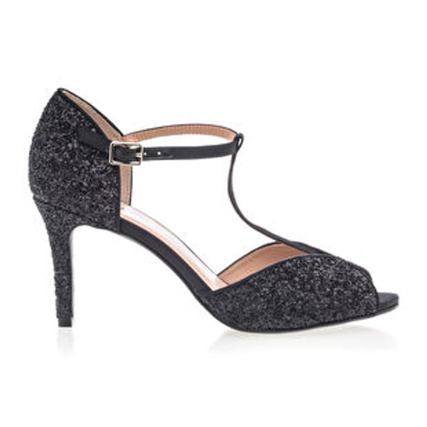 Sandales / nu-pieds Femme Noir Vinyl Shoes : Sandales / Nu-pieds . Besson Chaussures