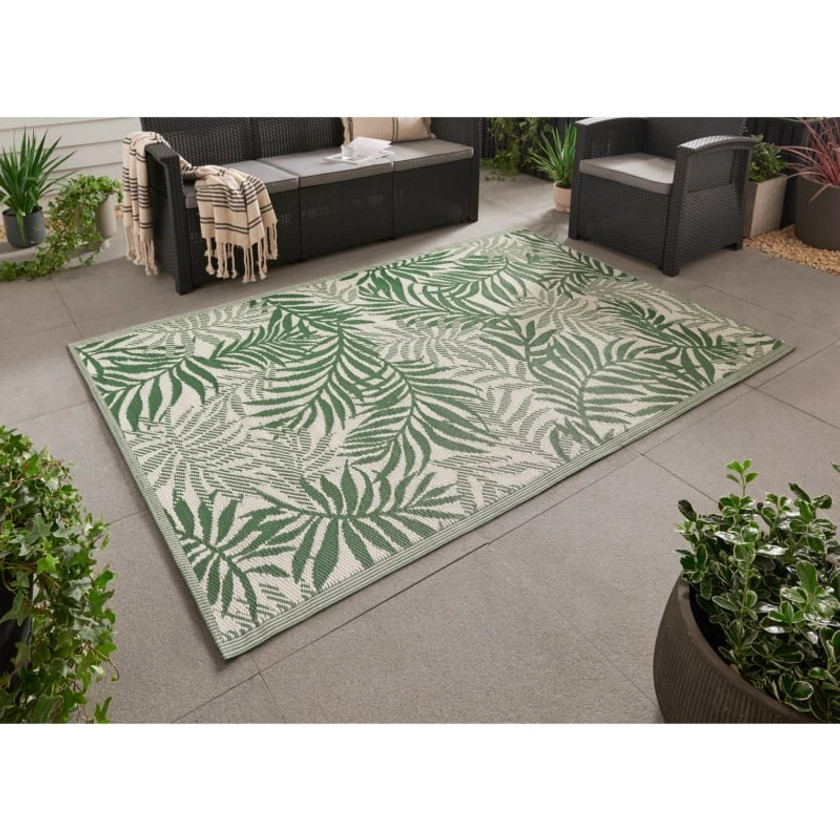 Extra Large Outdoor Rug 1.5 x 2.1m - Green Palm