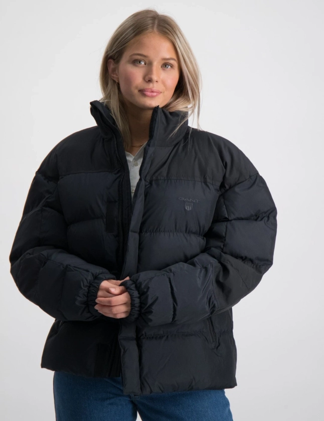 D2. PUFFER JACKET