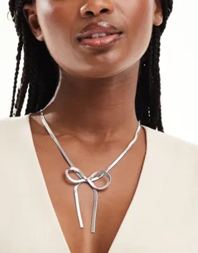 ASOS DESIGN - Collier en maille serpentine à détail nœud - Argenté | ASOS