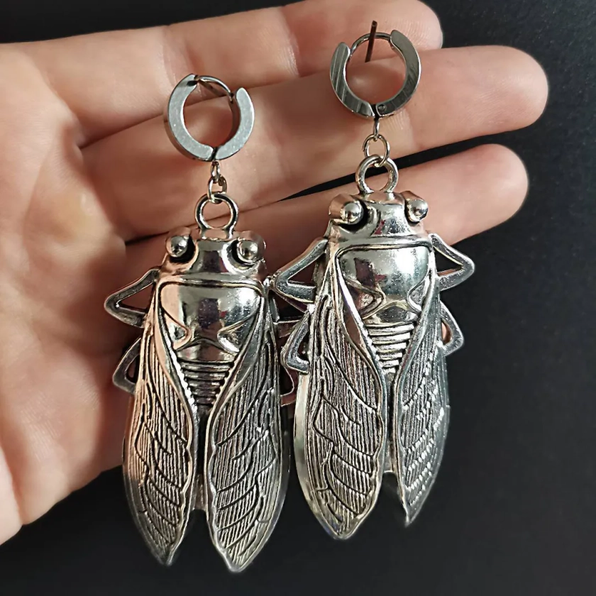 Silvercolored Cicada Earrings ab 12,50 Euro *best gift idea for man woman all genders alternative punk witchy girls*