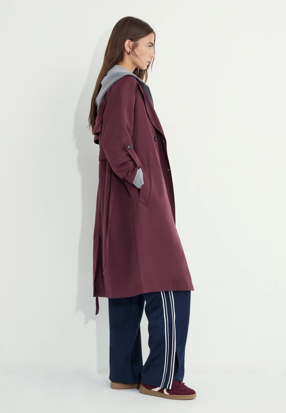 Long flowing trench coat - Women's Jackets | Stradivarius United Kingdom