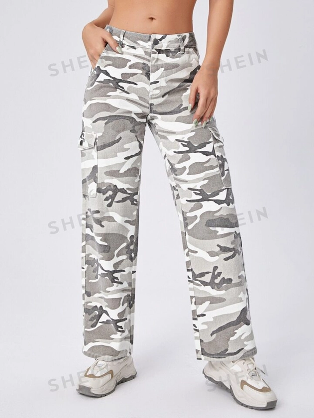 SHEIN PETITE Cargo Jeans mit Camo Muster, Pattentasche