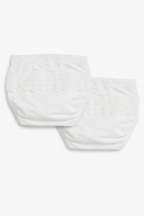 Baby white briefs (2-pack)