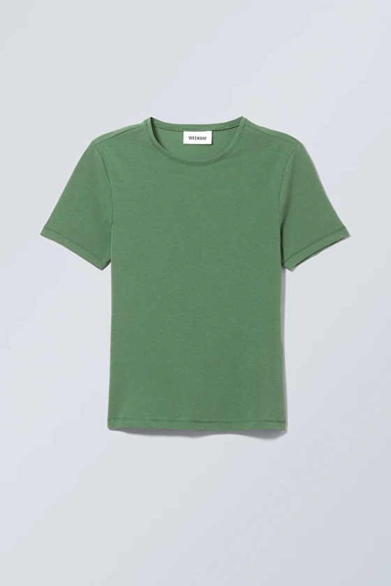 Slim Fitted T-shirt - Emerald Green - Weekday WW