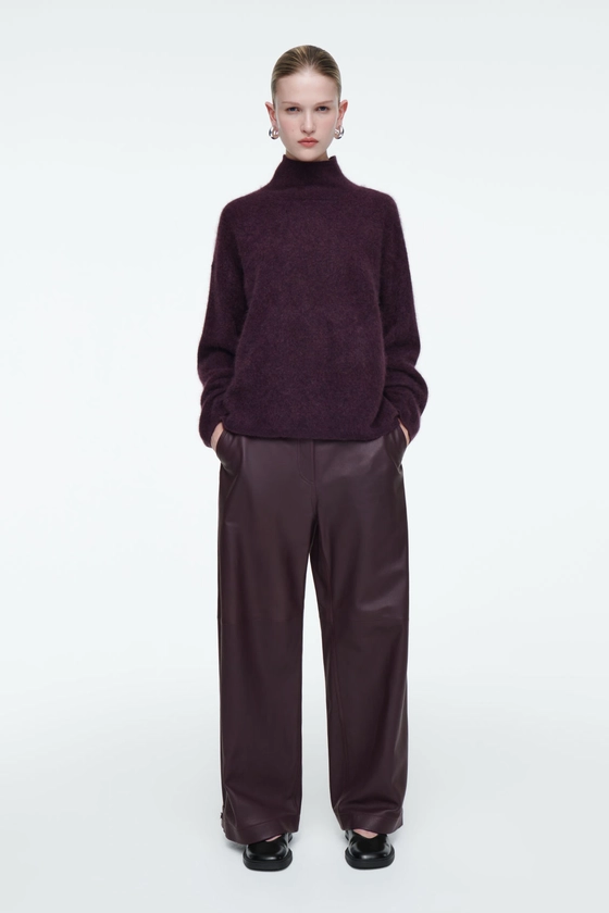 BRUSHED-CASHMERE TURTLENECK JUMPER