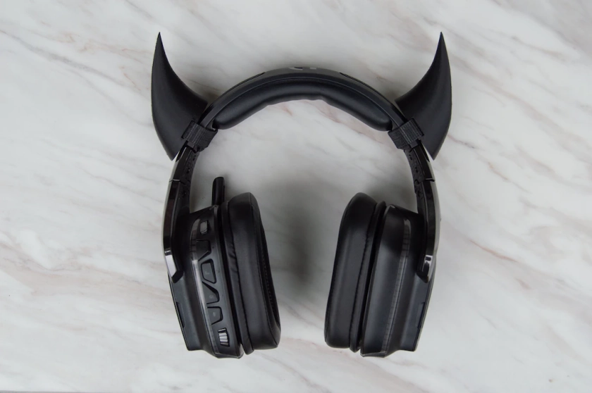 Horns for Headset, Lightweight and Comfortable, Live Streaming Props, Devil Demon Succubus Satan Cosplay, Witchy Goth Gaming,Gamer Gift