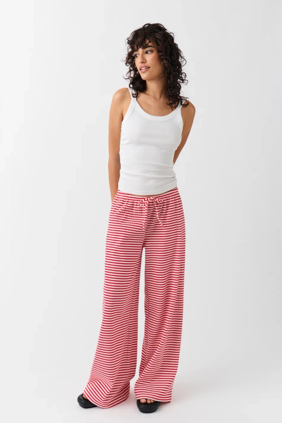 Striped soft trousers - Red - Women - Gina Tricot