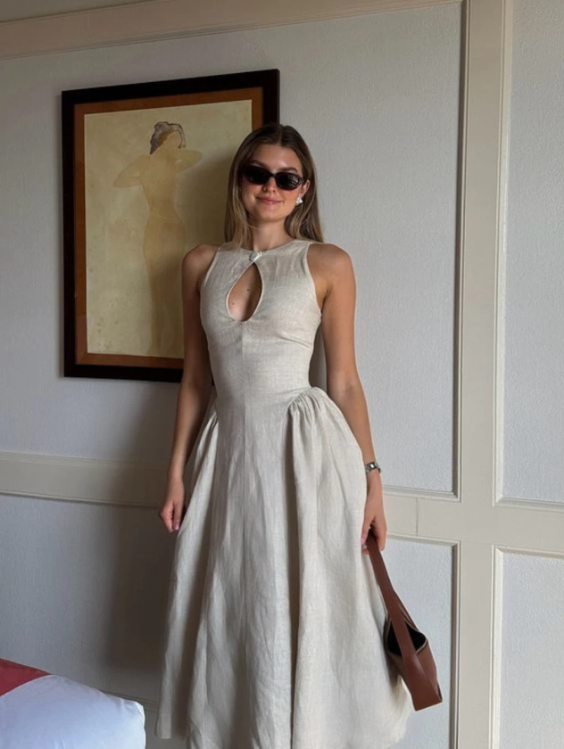 Sara Linen Midi Dress