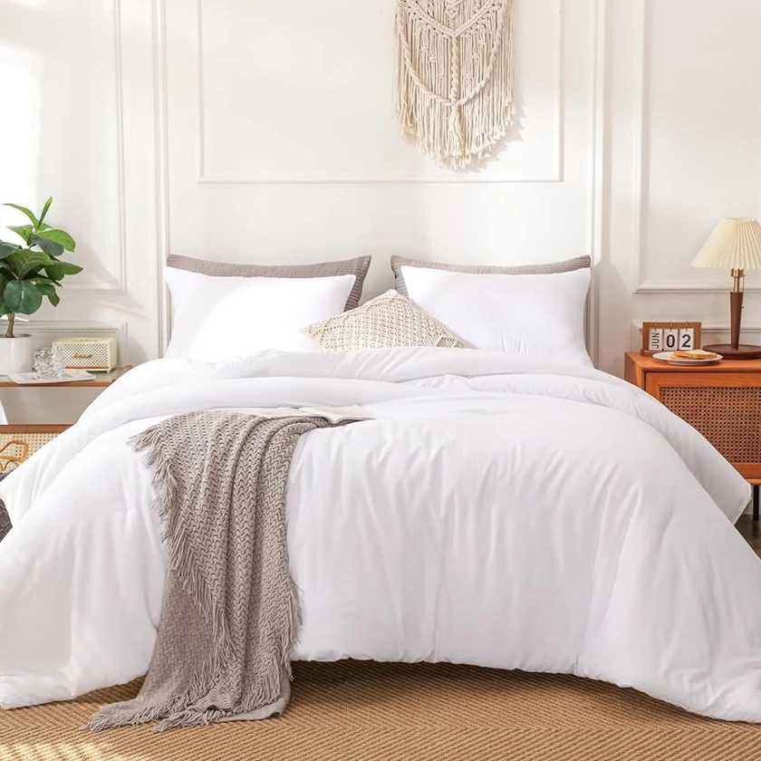 HAOWANER Handcrafted Non-migrating Fill White Comforter Twin XL/Twin Comforter Set, Twin XL Comforter Set, Twin Size Comforter Twin XL College Dorm Set, Twin Bed Comforter Set, White Twin Comforter