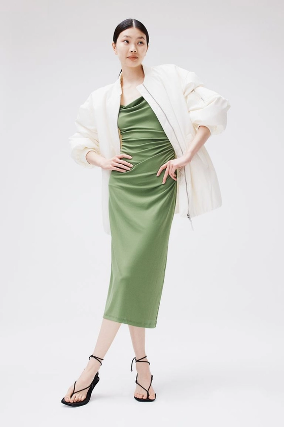 Robe drapée à encolure bénitier - Vert - FEMME | H&M FR