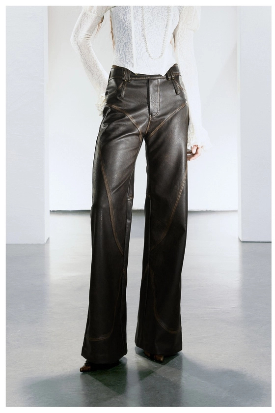 STRIKE A POSE Stitch wide leather pants - shop.cor