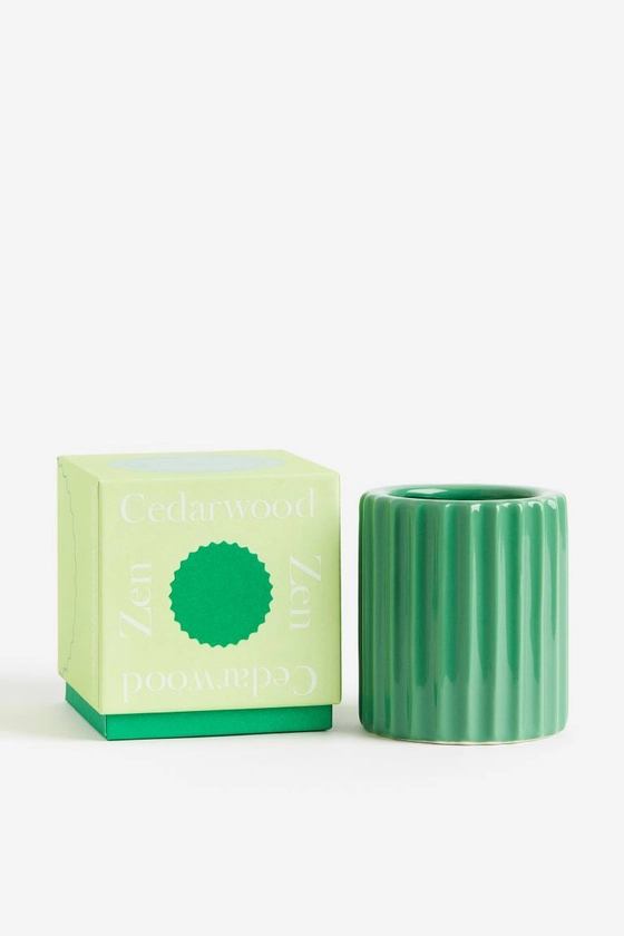 Bougie parfumée - Vert vif/Cedarwood Zen - Home All | H&M FR