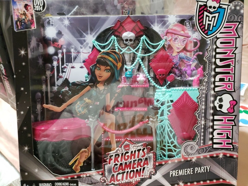 Monster High Frights Camera Action Premiere Party Playset UNOPENED