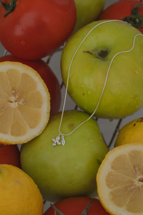 Pooleaf necklace