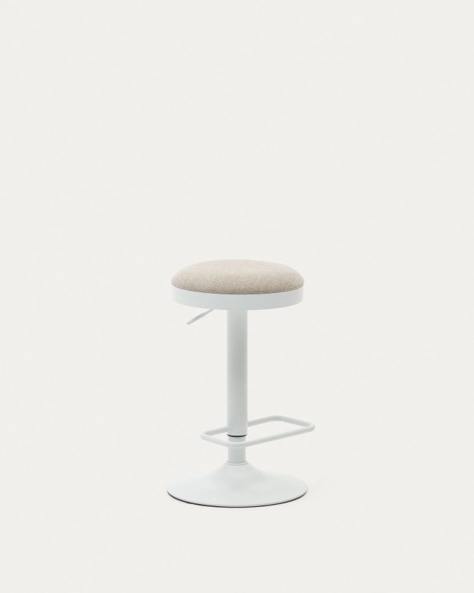 Tabouret Zaib en chenille beige et acier blanc mat hauteur 63-84 cm | Kave Home