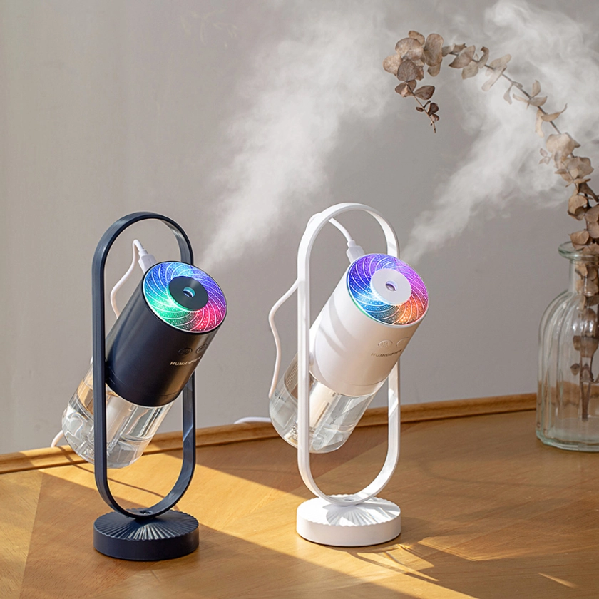 Large Capacity Magic Shadow Humidifier with USB Projection for Home and Bedroom - Moisturizes Air and Enhances Sleep Quality