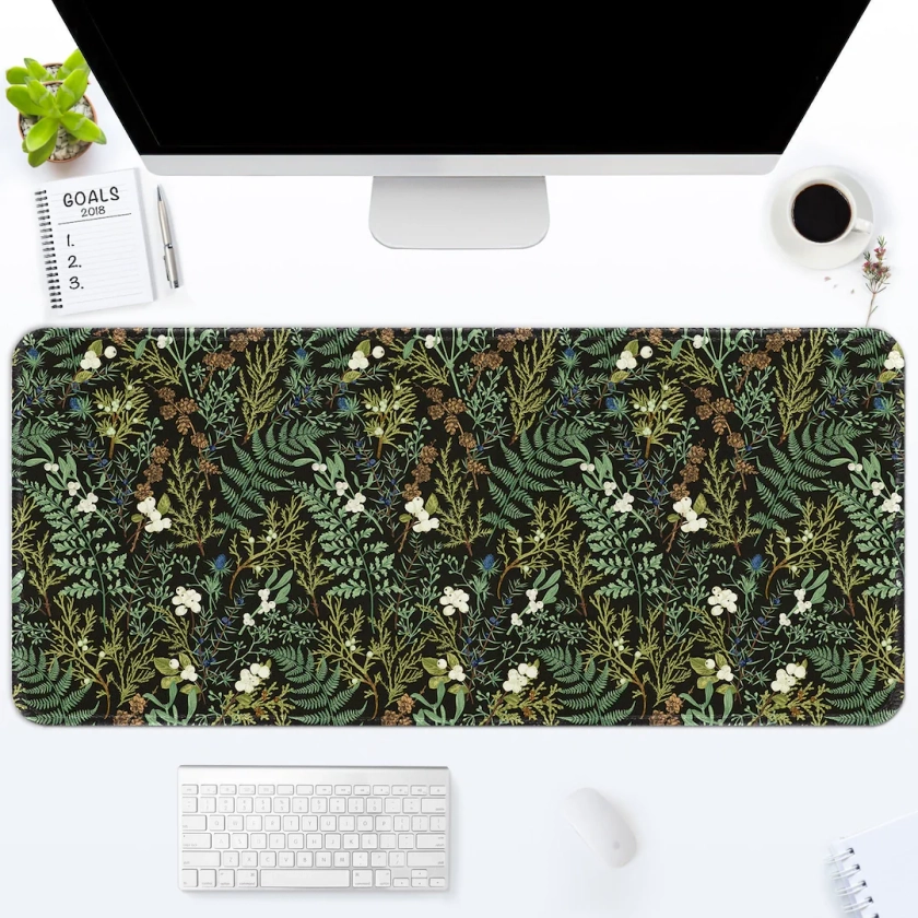 Vintage Botanical Desk Mat, Black Aesthetic Mouse Pads Magical Forest Green Plant Nature Large Cute Mousepad Office Desk Accessories Gifts