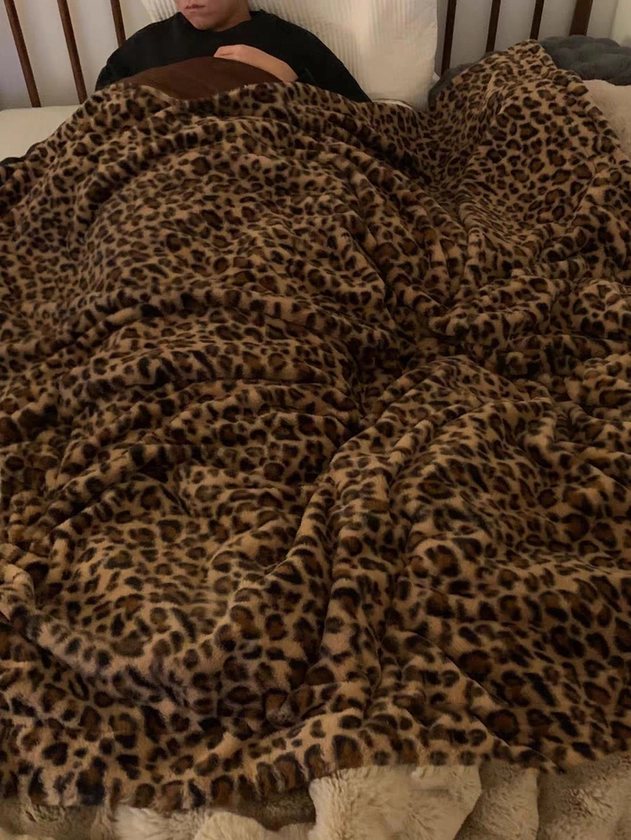 1Pc Leopard Pattern Blanket, Modern Flannelette Blanket For Home Cheetah Print