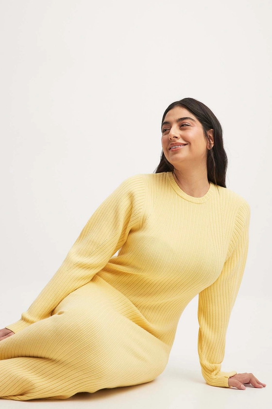 Robe mi-longue en tricot Jaune