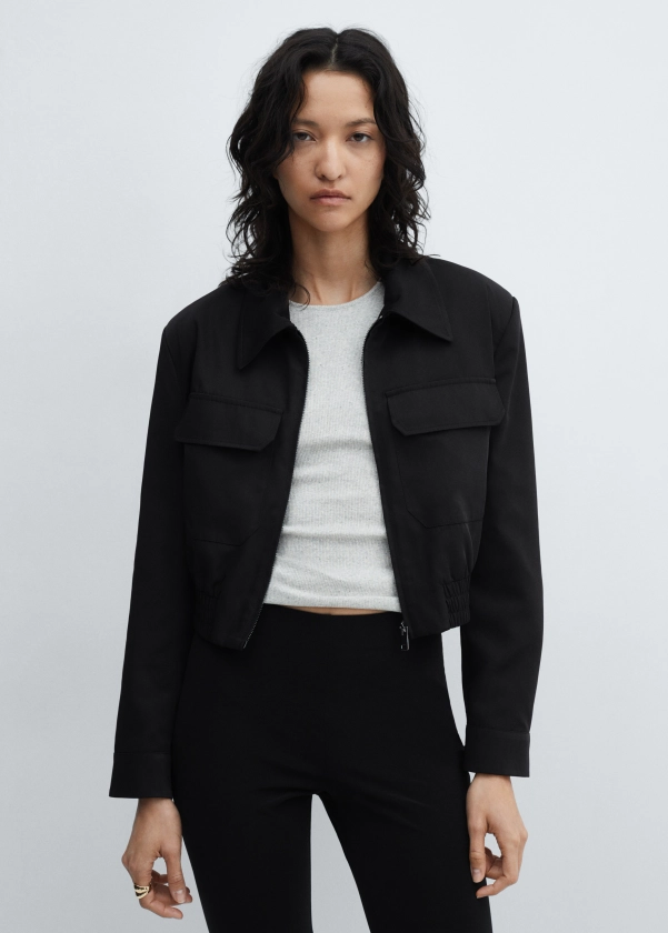 Cropped jacket with pockets
