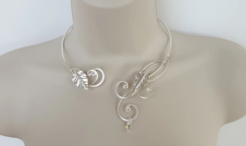 Medieval Renaissance circlet choker silver necklace leaf with crystal elements Elven
