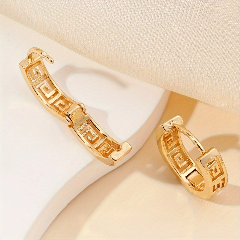 Unique Mesh Pattern Hoop Earrings Copper Plated Jewelry Vintage Simple Style Suitable For Women Daily Casual