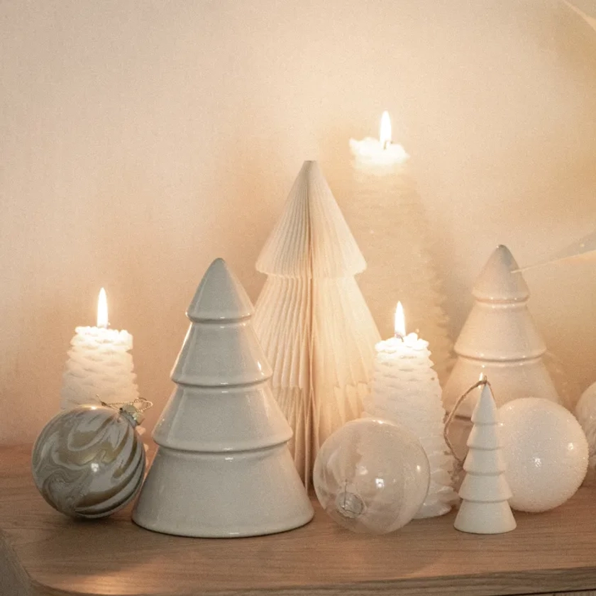 Suspension de Noël sapin en porcelaine blanche | Maisons du Monde