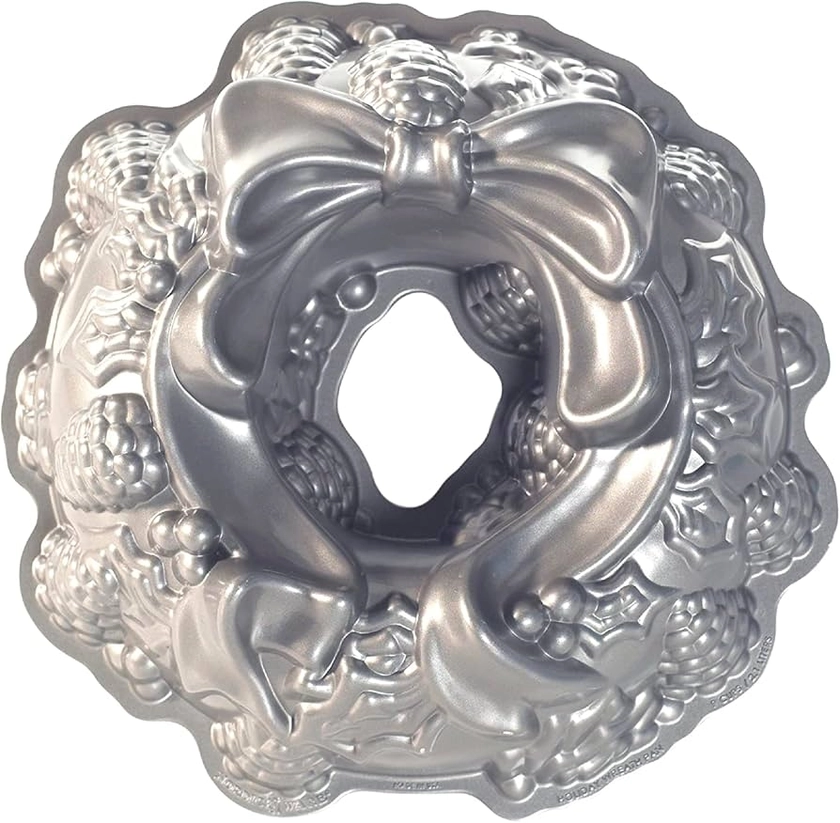 Nordic Ware 85348 Platinum Holiday Wreath Bundt Pan,Silver : Amazon.co.uk: Home & Kitchen