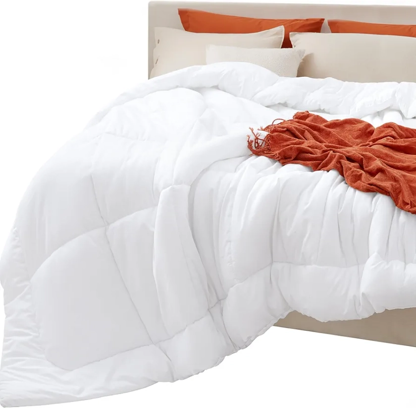 Amazon.com: Bedsure Comforters Oversized King -Duvet Insert White Down Alternative Comforter Quilted All Season Duvet with Tabs-Machine Washable-Gifts for Women(White,96x116) : Home & Kitchen