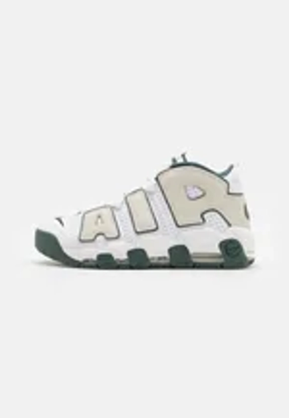 Nike Sportswear AIR MORE UPTEMPO 96 - Baskets montantes - white/sea glass/vintage green/summit white/cosmic clay/blanc - ZALANDO.FR