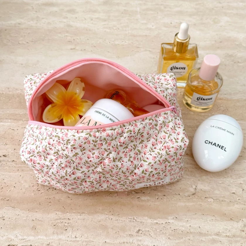 CUTE PINK FLORAL MAKEUP TOILETRY TRAVEL BAG