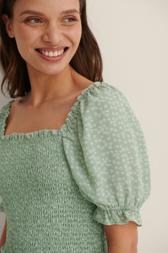Cropped Puff Sleeve Smocked Top Green