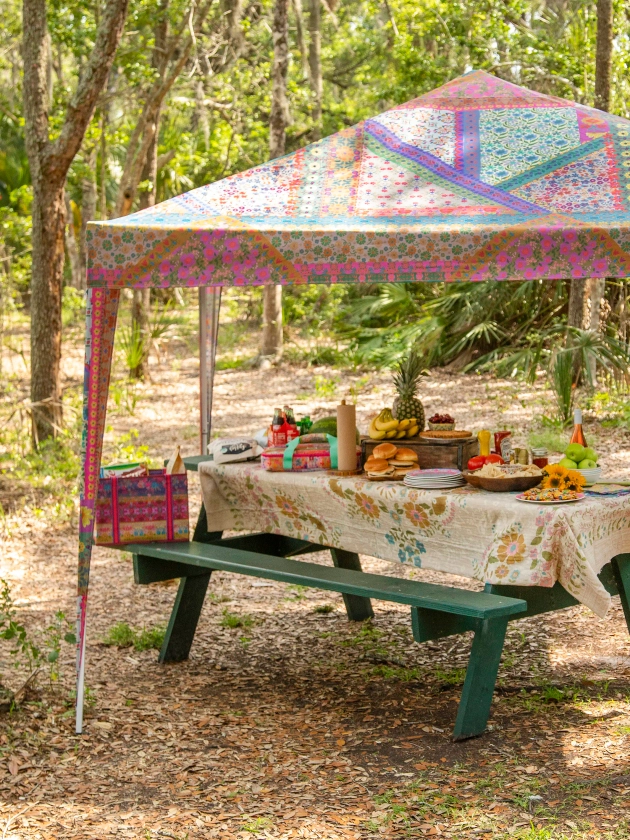 Live Happy Instant Canopy Tent - Folk Flower Patchwork – Natural Life