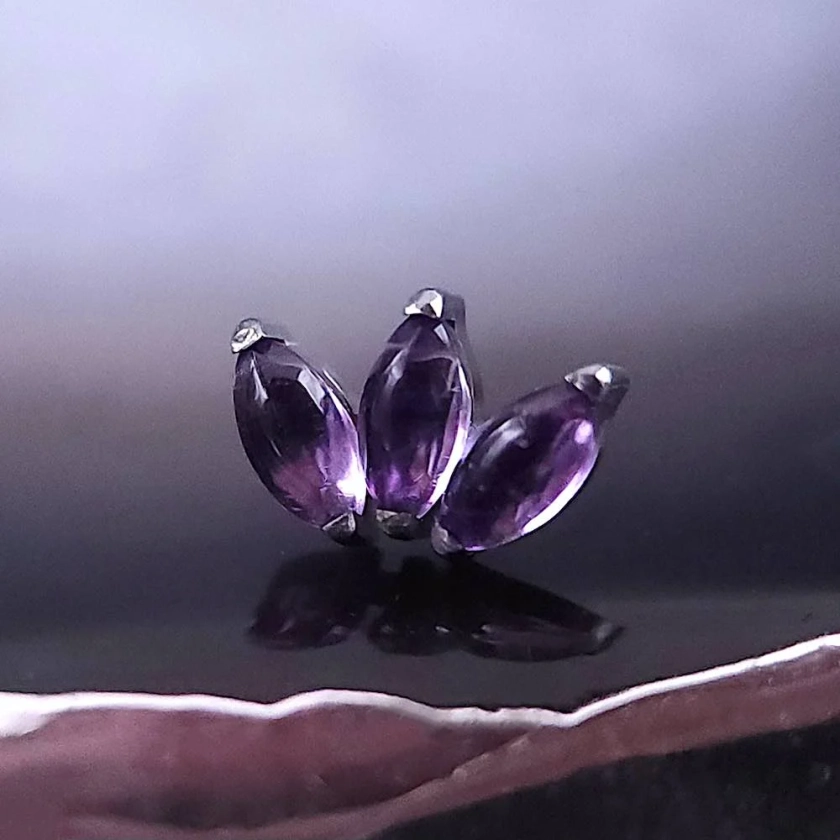 Purple Lily Threadless End - Maedusa Body Jewelry