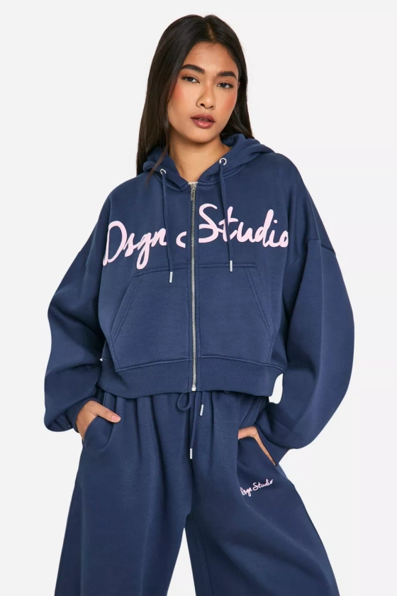 DSGN STUDIO SCRIPT CROPPED BOXY ZIP THROUGH HOODIE