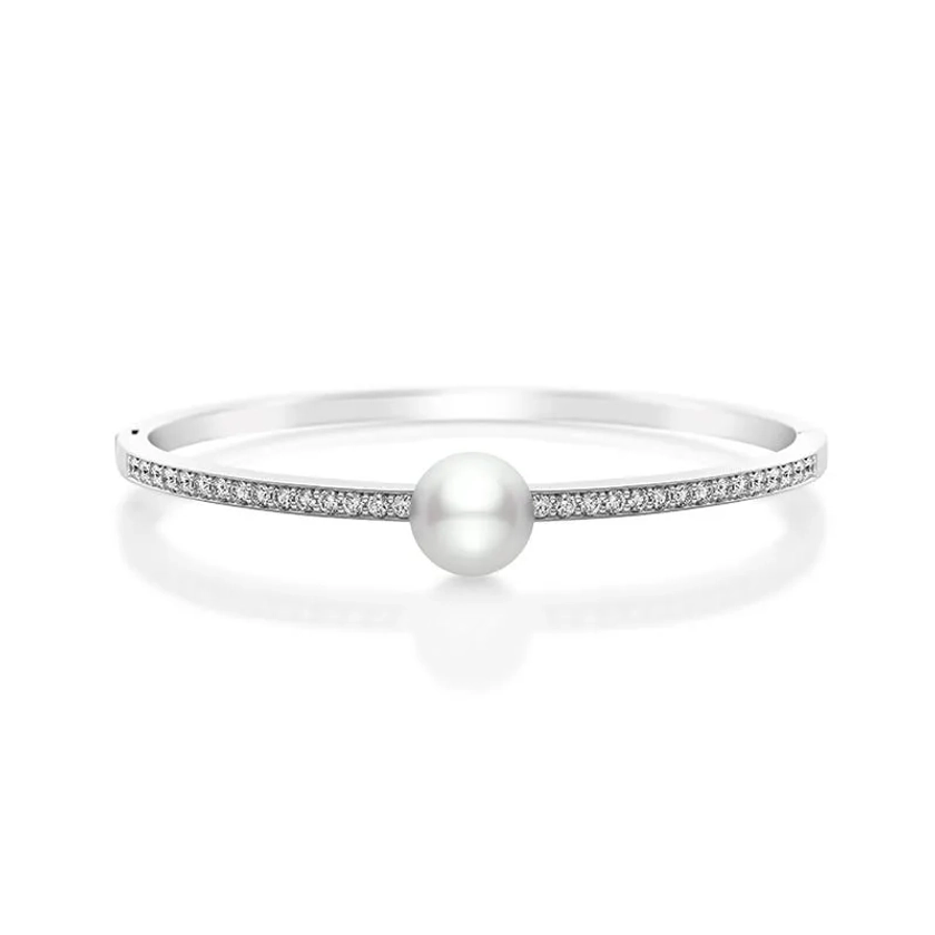 Classic White South Sea Cultured Pearl and Diamond Bracelet