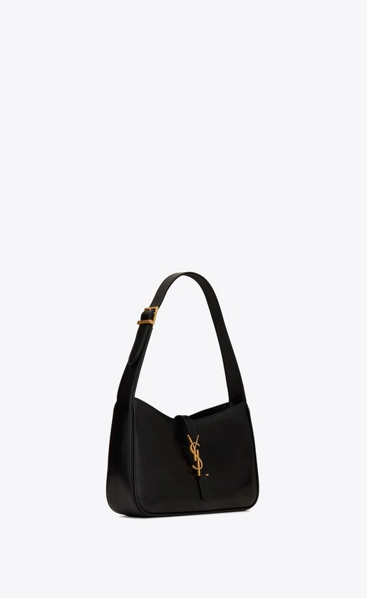 LE 5 À 7 hobo bag in smooth leather | Saint Laurent | YSL.com