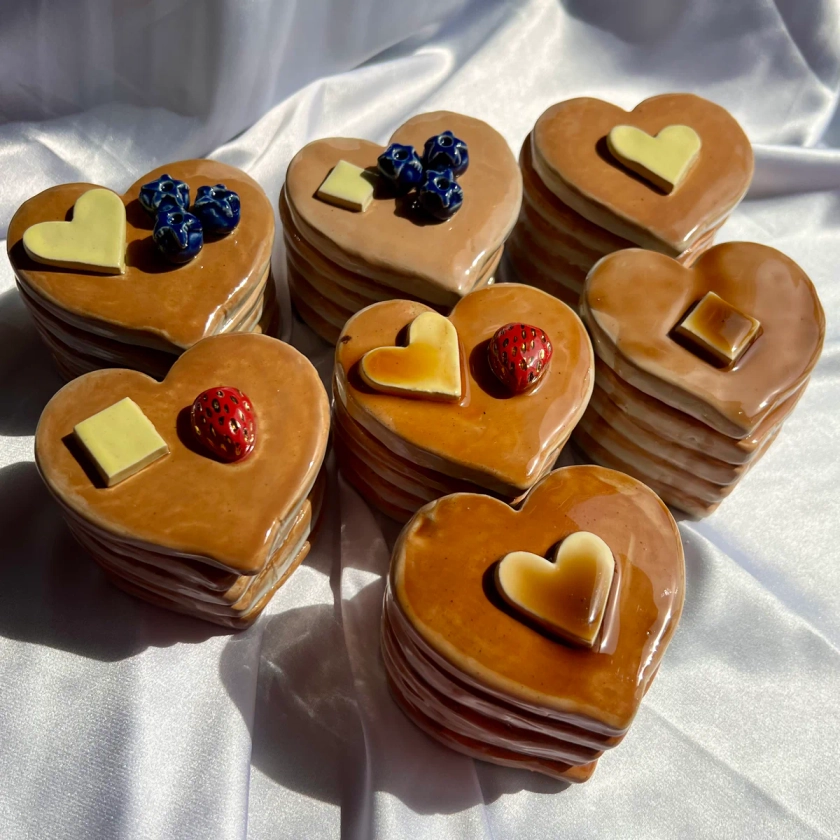 Mini Heart Pancake Box