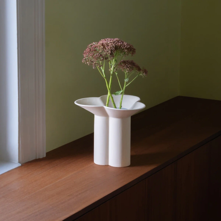 Clover Vase - medium