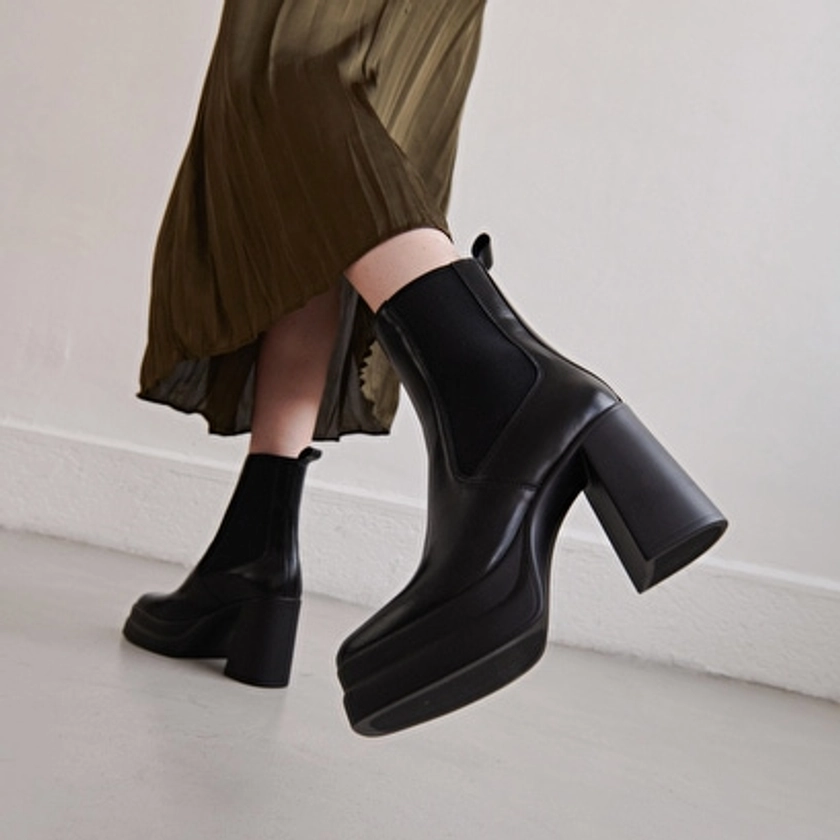 Boots à plateformes en cuir noir pour Femme | Jonak