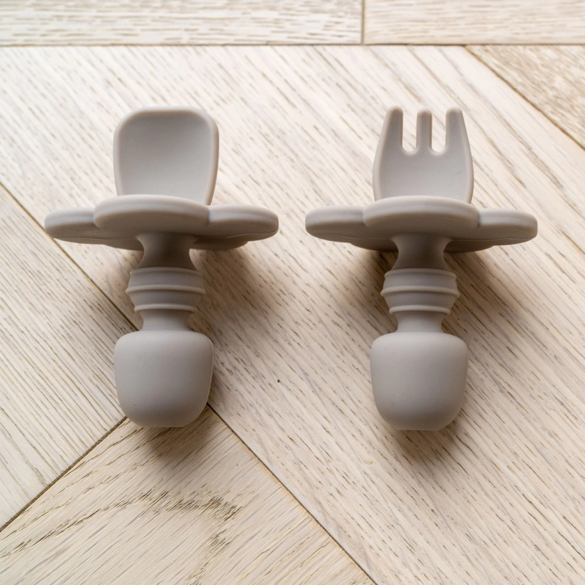 Mabel & Fox - Silicone Tableware - Baby Cutlery Set - Sandstone